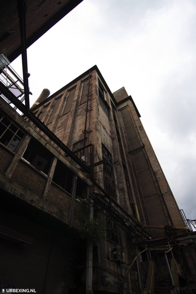 abandoned building urbex