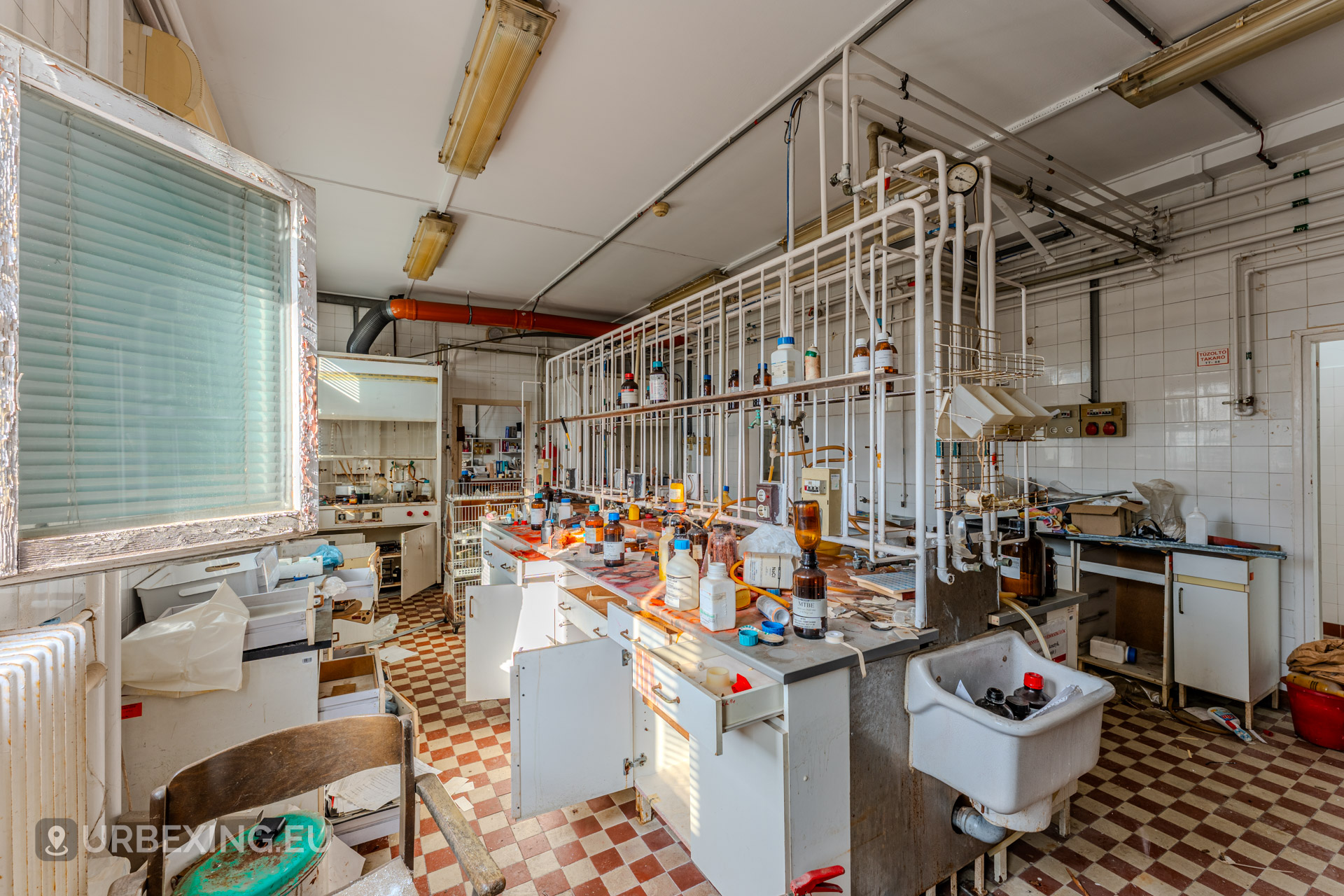 Overview of an abandoned laboratory at a chemical plant in Hungary
