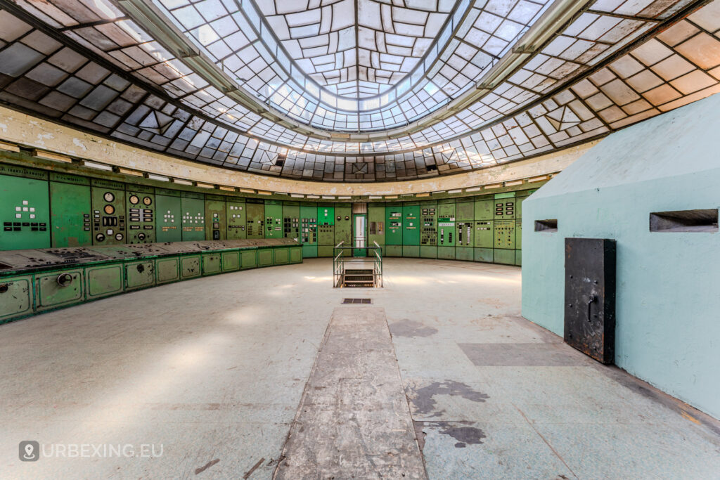 Forgotten control room Kelenföld urbex Europe