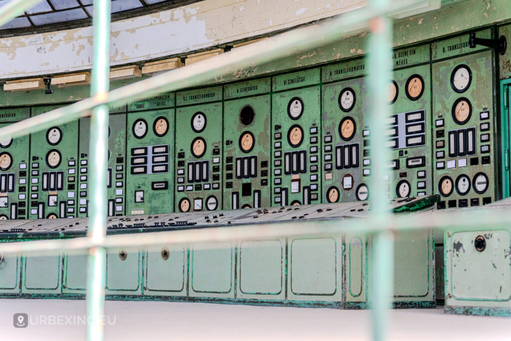 Abandoned technology Kelenföld control panels close up