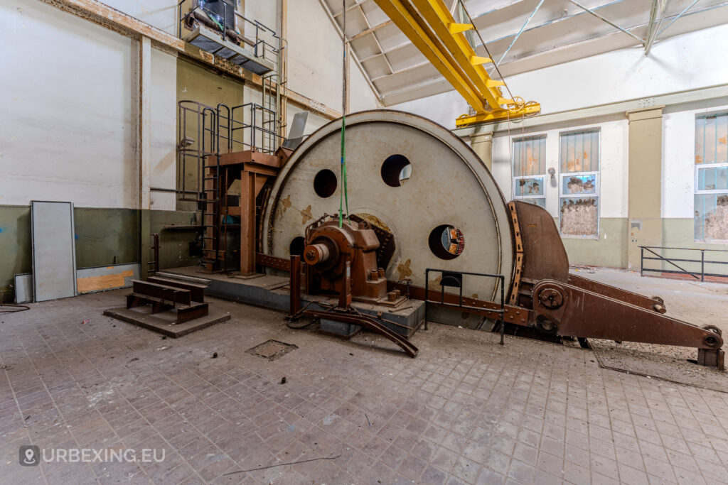 A photograph of the side of the winding machine at the former Bergwerk Niederberg mine in Germany.